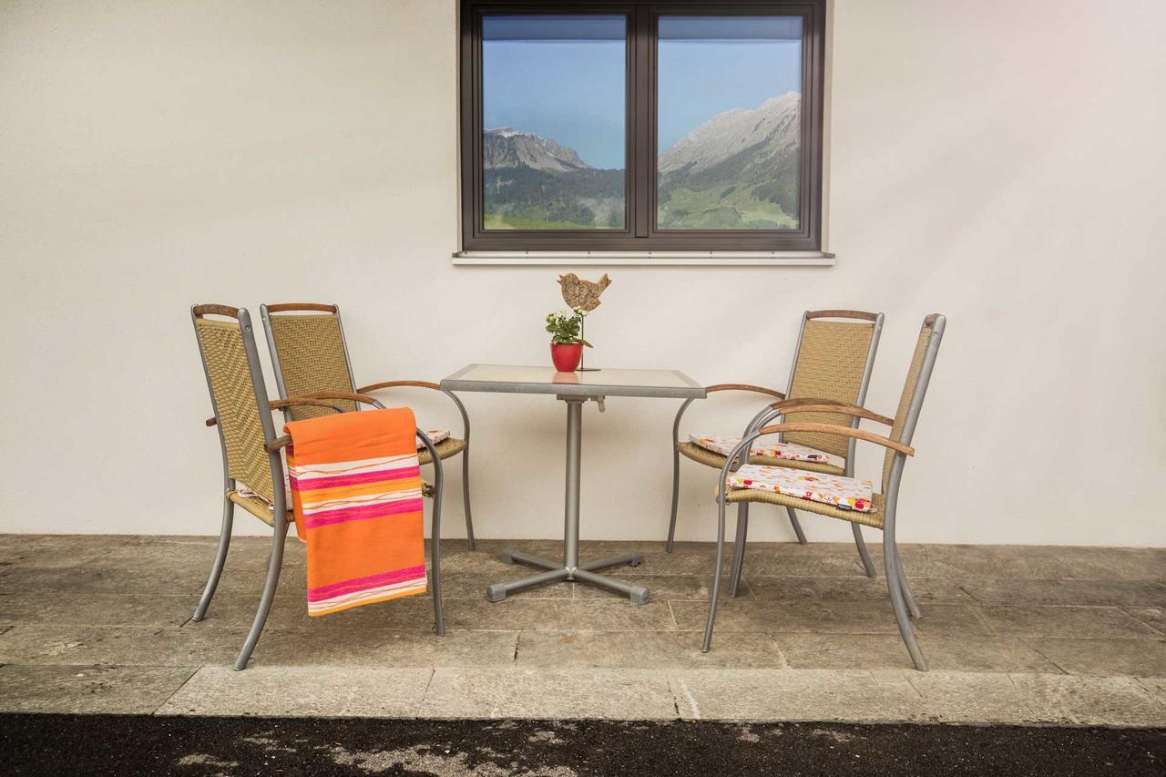 Caroline'S Appartement Au (Vorarlberg) Exteriör bild